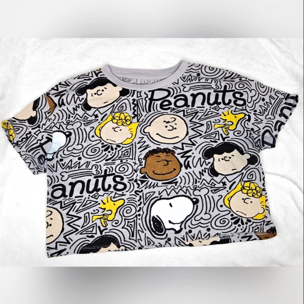 Peanuts Characters Cropped Top T-Shirt
